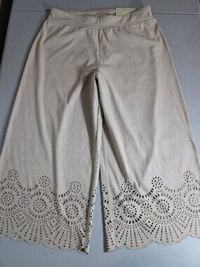 NWT Soft Surrounding Women's Faux Suede Eyelet Culotte Crop Pants